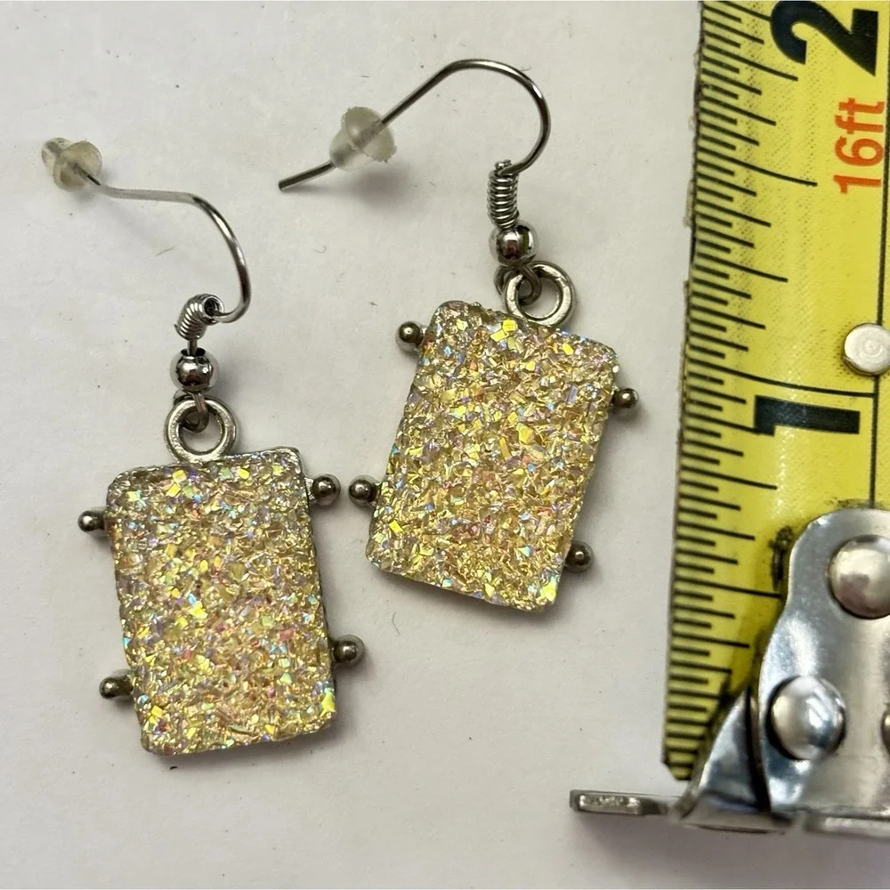 N/A vintage earrings